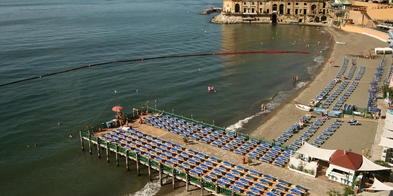 Napoli Lungomare Caracciolo Mon Amour Luaran gambar