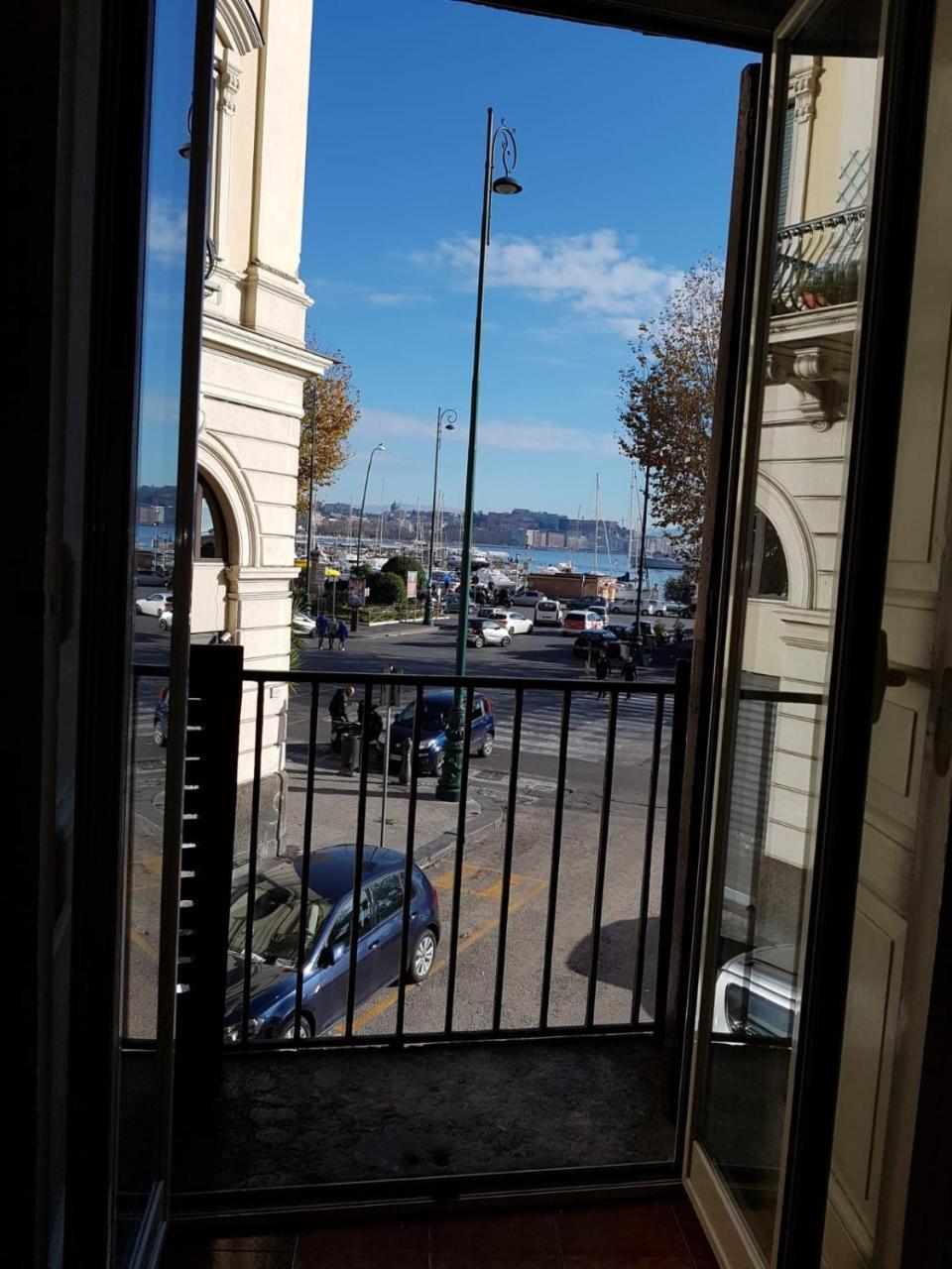Napoli Lungomare Caracciolo Mon Amour Luaran gambar